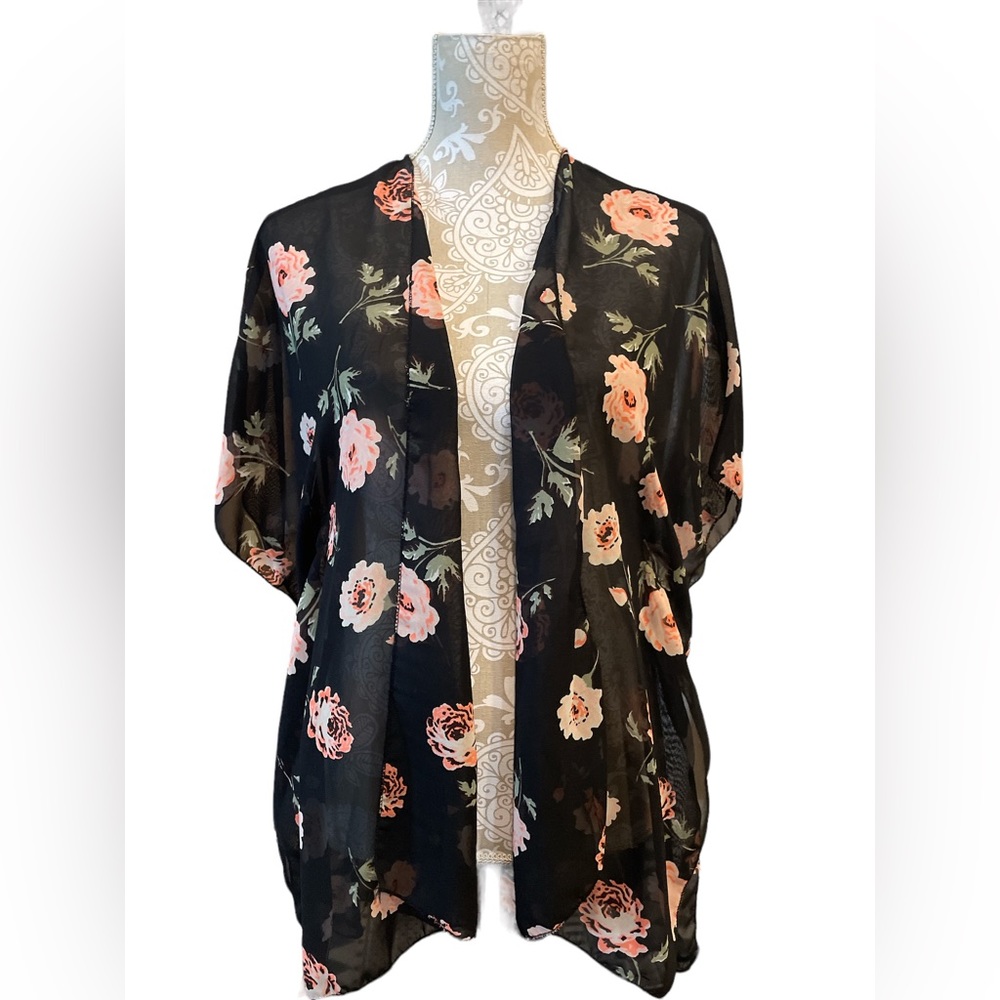 Live 4 Truth Black Floral Cover Up Women’s Size Medium